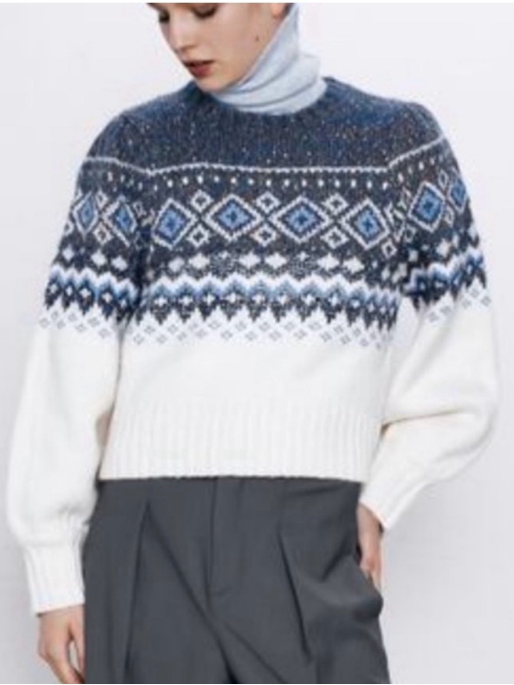 Entro sweater size L. Classic Fair Isle Crewneck Sweater - Blue & Cream